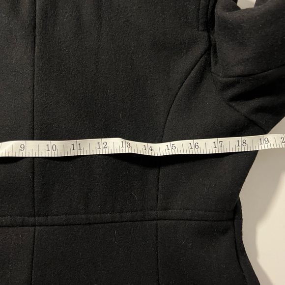 Michael Kors Women’s Black Wool Winter Pea Coat Style Coat. Size Small - Picture 7 of 9